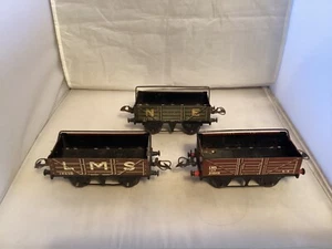 HORNBY O GAUGE OPEN WAGON WITH SHEET RAIL x 3 - Picture 1 of 12