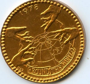Mardi Gras Doubloon Krewe of Rhea 1978 aluminio dorado - Imagen 1 de 2