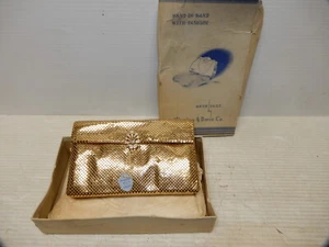 VINTAGE NOS WHITING AND DAVIS GOLD METAL MESH LADIES HAND BAG W/ BOX - Picture 1 of 7