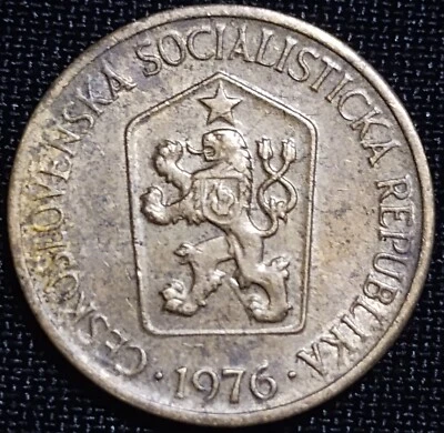 CZECHOSLAVAKIA      1 KORUNA  1976   With Reverse Lamination Foldover - Image 1 of 4