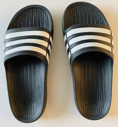 Adidas slides per bambini taglia 4 sport slip on calcio calcio baseball casual