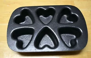 Nordic Ware Herzform Cupcake Muffin Backform Aluminiumguss Valentinstag - Bild 1 von 5