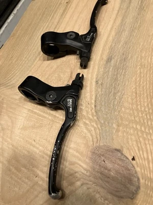 Винтажные тормозные рычаги 90-х Dia Compe SS5 для горного велосипеда черные зажим 22,2 мм Япония - Изображение 1 из 4