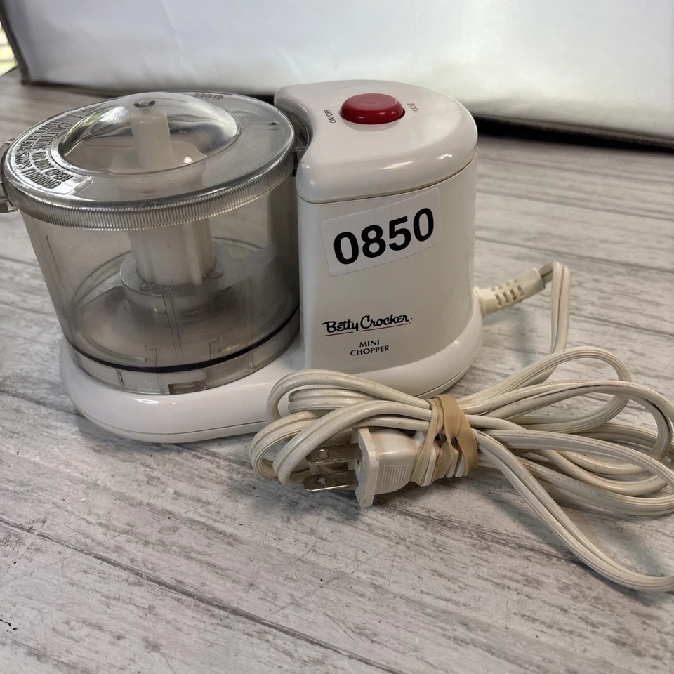 BETTY CROCKER MINI PICADORA PROCESADOR DE ALIMENTOS COMPACTO MODELO BC-1401 Foto 1 de 4