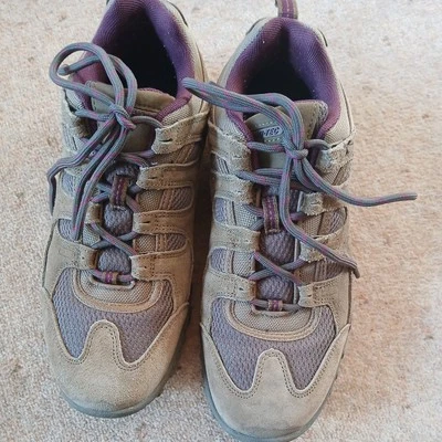 Hi-Tec Quadra II Low Brown/Purple  Women's Walking Trainers Size UK 5 - Image 1 of 4