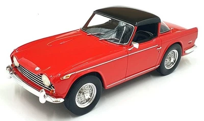 Schuco 1/18 Scale Diecast 45 002 4600 - Triumph TR5 - Red - Image 1 of 4
