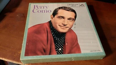 PERRY COMO RCA 45 RPM SPD - 27   10 RECORD BOX SET WITH BOOKLET AND INSERTS - Image 1 of 4