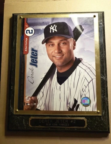 2004 Derek Jeter 10x13 Photo Plaque Cover