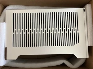 Boîtier PC Fractal Design Terra Mini ITX - Argent (FD-C-TER1N-02) - Photo 1/8