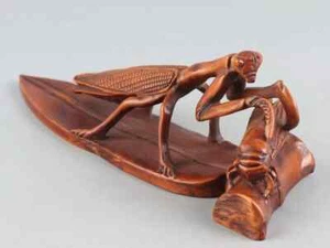 Chinese Exquisite Hand-carved insect Carving Boxwood statue - Picture 1 of 9