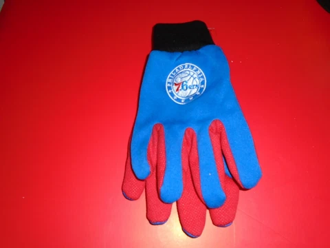 Philadelphia 76ers NBA Utility Winter Gloves NWT Cover