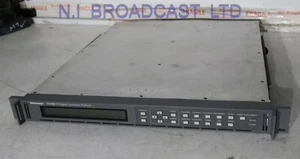 Tektronix TG700 SPG with HDSDI dual link test signal generator Options HDLG7 - Picture 1 of 9