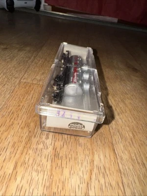 Model Power N scale No. 3411. 3 Dome Tanker. Exxon New - Image 1 of 2