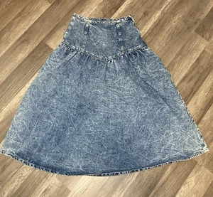 Falda Jean Azul Denim Vintage M 26” V Yugo Festival Boho Modesto Cinturón Años 90 EE. UU. - Imagen 1 de 9