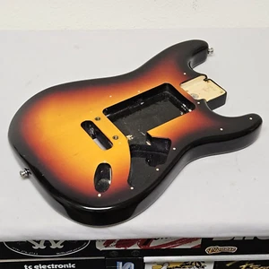1991 Fender USA Strat BODY Sunburst 90's American Stratocaster Electric Guitar - Picture 1 of 17