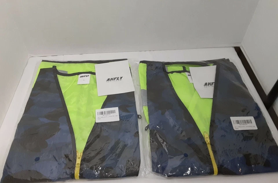 Akfly Reflective Safety Vest With Zippered Pockets Size Large New Lot of 2 - Image 1 of 4