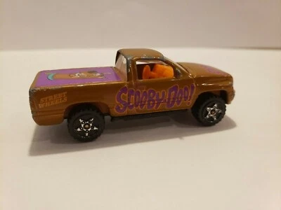 CAMIONETA PICKUP RACING CHAMPIONS '96 DODGE RAM SCOOBY DOO DIE CAST marrón 1:64 Foto 1 de 4