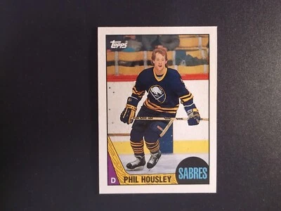 1987-88 Topps Hockey Phil Housley Card # 33 - Image 1 of 2