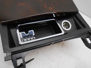 Cenicero de madera marrón oscuro Mercedes Clase C A2046800179 / 2046800179 DK0250 - Imagen 1 de 7