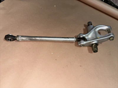 DUCATI ST4S GENUINO OEM SUSPENSIÓN DE CHOQUE ENLACE PERRO + VARILLA + PERNOS Tuercas Foto 1 de 4