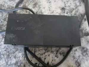 Adaptador de ladrillo de fuente de alimentación original genuino de Microsoft OEM XBOX One PB-2201-02M1 - Imagen 1 de 4