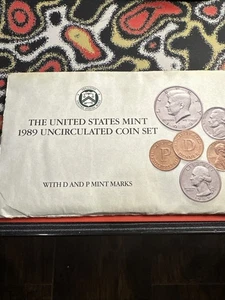 1989 US Mint 10 Coin Uncirculated Set Complete Philadelphia & Denver OGP & COA - Picture 1 of 13