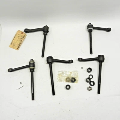 1965-1966 CHEVROLET IDLER ARM SUSPENSION COMPONENT LOT NORS #K6091 - Image 1 of 4