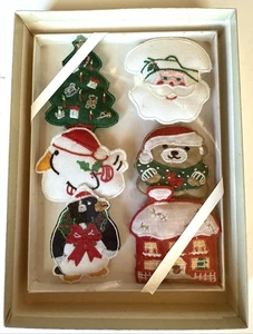 1970’s Vintage Neiman Marcus Embroidered Christmas Magnets - Picture 1 of 9
