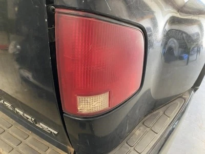 Luz trasera de pasajero compatible con 94-03 S10/S15/SONOMA 1813920 Foto 1 de 4