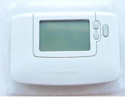 HONEYWELL CM907/CMT907A1041 7 DAY WIRED PROGRAMMABLE THERMOSTAT - Image 1 of 4