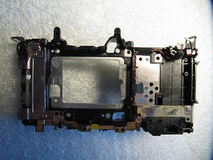 CANON EOS 70D CARROZZERIA TELAIO RICAMBIO ORIGINALE DI RIPARAZIONE, - Foto 1 di 6