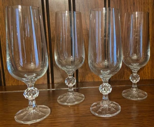 Set of 4 Short Champagne Cocktail Flutes - Beveled Design on Stem - Fancy Glass - Picture 1 of 2