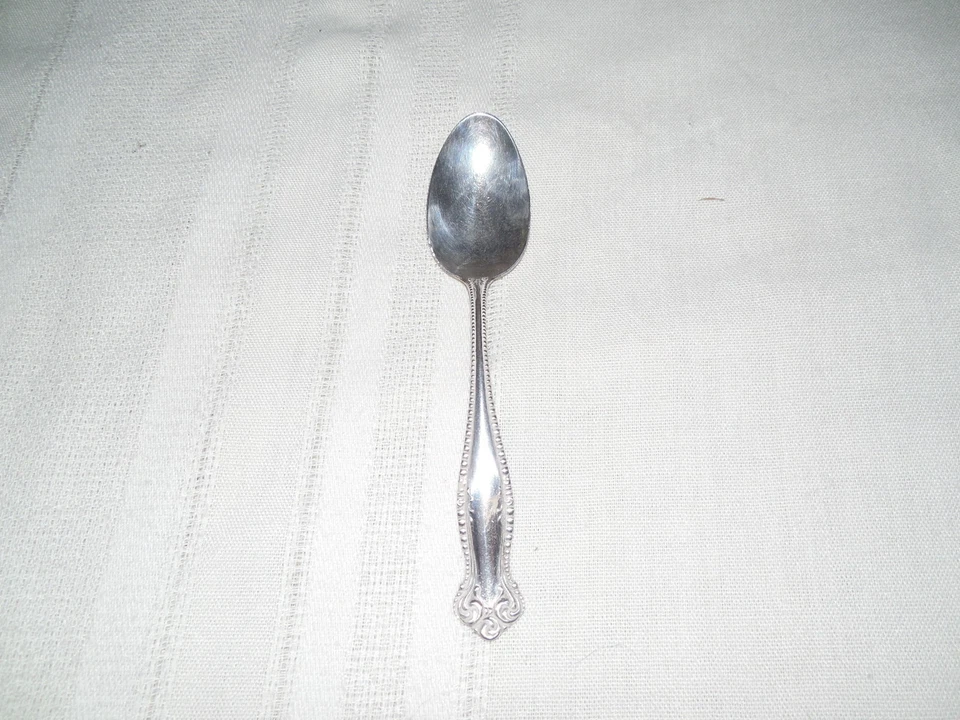 Towle plata esterlina Canterbury 5 en punto cuchara 1893 1 pieza Foto 1 de 4