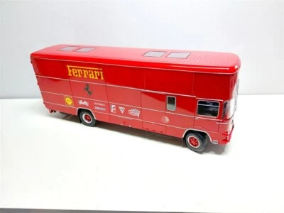 Fiat OM 150 Rolfo trasporter Team Ferrari del 1967 - 1/18 CMR art. CMR176 - Immagine 1 di 4