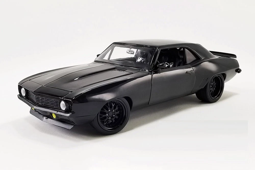 Chevrolet Camaro 1:18 Scale 1969 Vehicle Year Contemporary