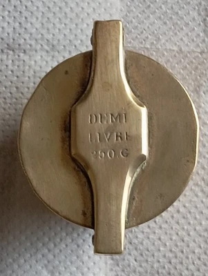 Pile de poids a godets ancienne dite de CHARLEMAGNE ou de NUREMBERG  RARE 250 Gr - Photo 1/4