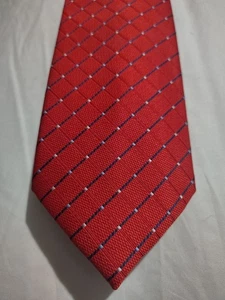 Maßgeschneiderte Herrenkrawatte 100 % Polyester NORMAL ROT BLAU GEOMETRISCHE QUADRATE ONE SIZE - Bild 1 von 7