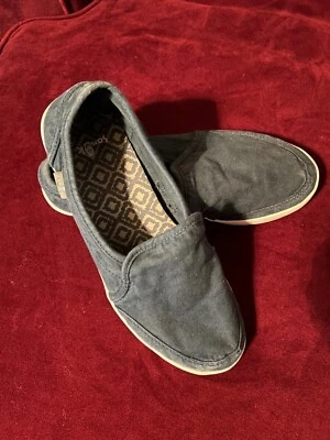 Zapato sin cordones Sanuk para mujer talla 5, azul marino, usado una vez Foto 1 de 2