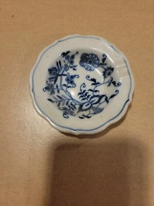 NEW BLUE DANUBE JAPAN ONION ROUND TRINKET DISH WITH FLUTED EDGE - Picture 1 of 3