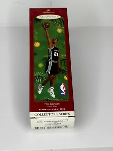 Hallmark Keepsake Ornament - Serie Hoop Stars - Tim Duncan - Foto 1 di 2