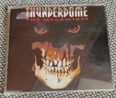 !!! CD Box Thunderdome Megamixes Single ID&T IV - Lesen !!! - Bild 1 von 3