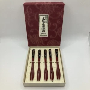 New Set Of 5 Japanese Princess Forks Dessert Forks Red Black Lacquerware In Box - Picture 1 of 8
