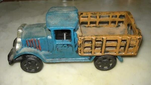 vintage cast iron toy truck (592) - Picture 1 of 5