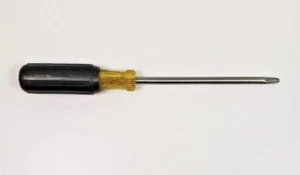 Destornillador Phillips Ideal Electrical 35-196 punta #3 • vástago de 5/16"" x 6"" 11"" L - Imagen 1 de 9