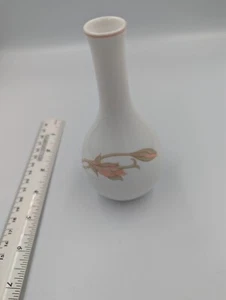 DUDSON FINE CHINA FLOWER BUD VASE STOKE ON TRENT ENGLAND 5 1/2" Vintage - Picture 1 of 3