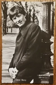 Postal de cantante inglés Dave Berry PC años 60 sin usar - Imagen 1 de 1