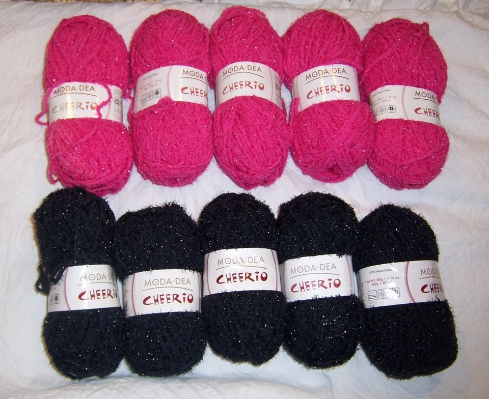 Lot of 5 Moda Dea Cheerio Yarn - Pink Saphire or Onyx - Same Dye Lot - Image 1 of 1