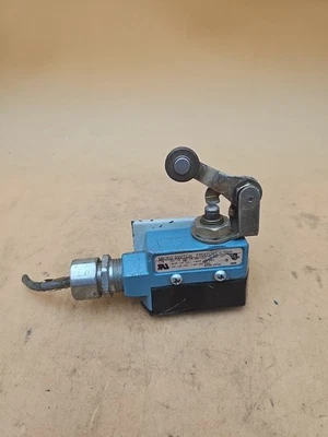 Honeywell Micro Switch BZE6-2RQ2 Limit Switch. - Image 1 of 4