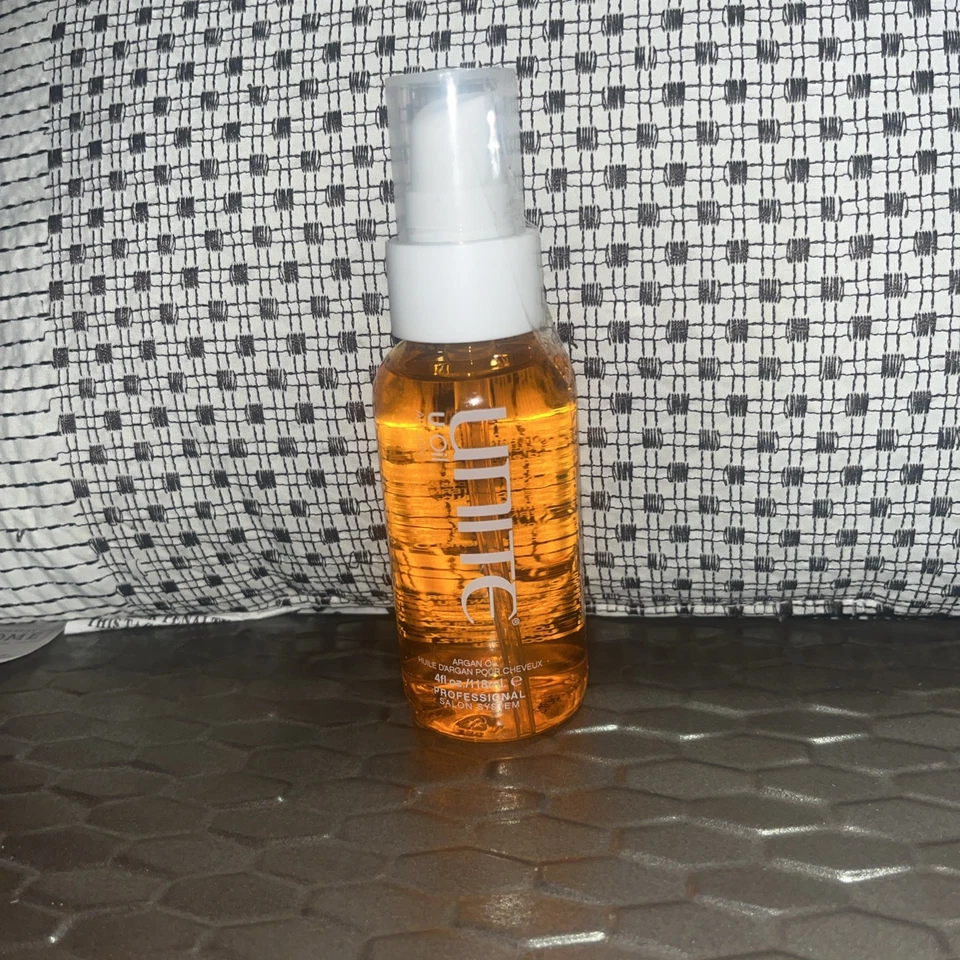 UNITE Hair U Oil - Aceite de argán, 4 fl. Oz Foto 1 de 2