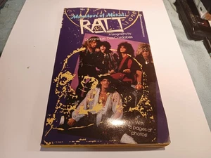 Monsters of Metal RATT Biografie Taschenbuch selten Rock - Bild 1 von 9